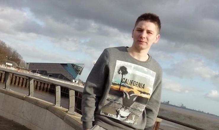 Paweł Relowicz oskarżony o morderstwo Libby Squire oraz jego historia podglądactwa i przestępstw seksualnych w Hull